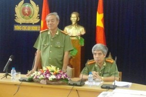 Vạch mặt 'kho báu Hoa Mai hội'